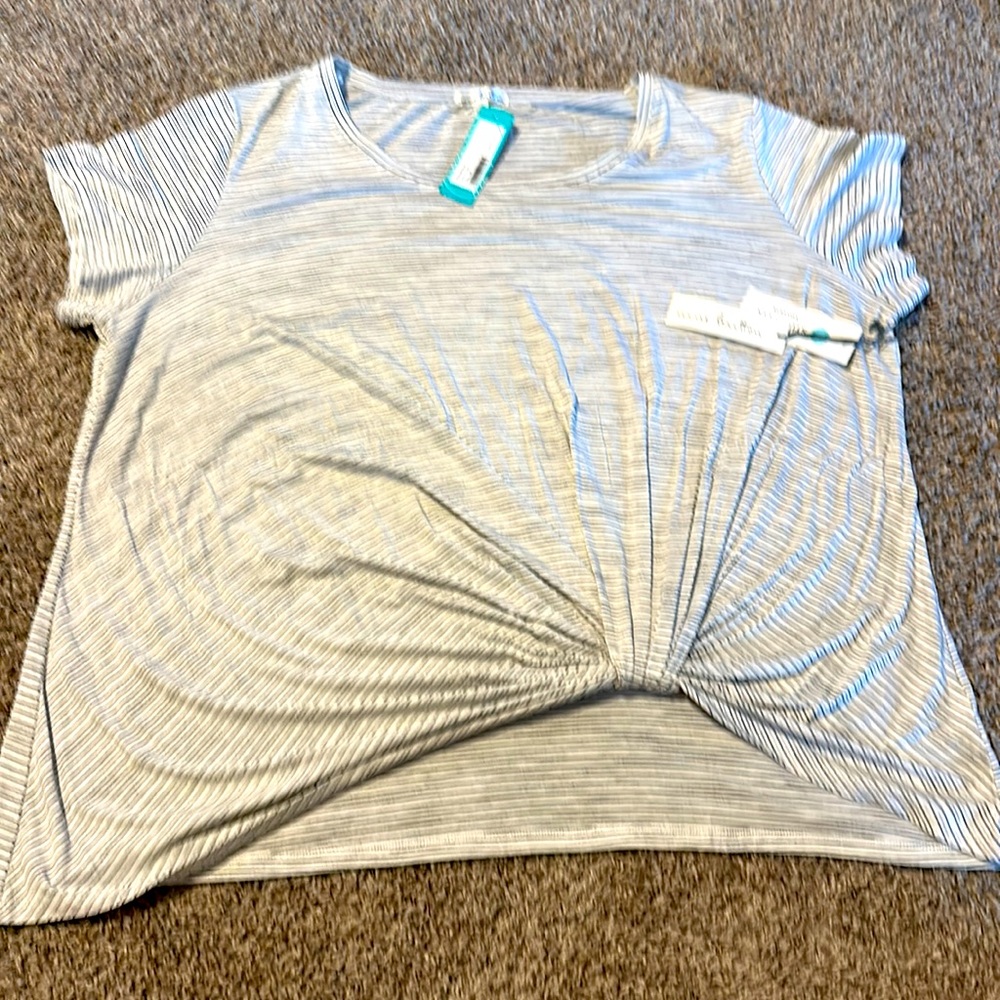 BNWT Nine Britton 3x